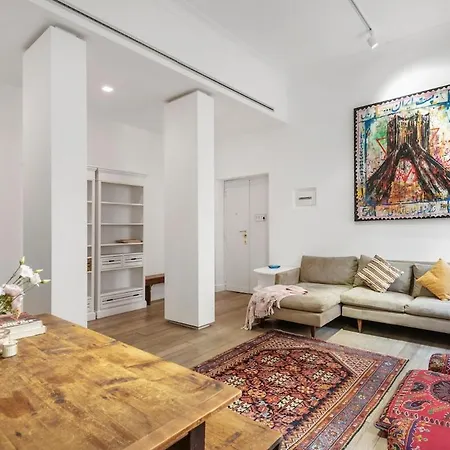 Bordeaux Luxury Apartment